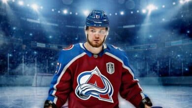 Nichushkin commits to an eight-year deal with the Avalanche